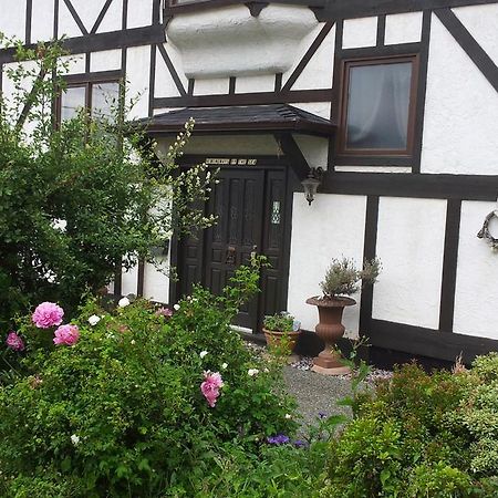 Bed and Breakfast Hemingway'S By The Sea à Esquimalt Extérieur photo