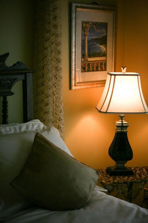 Bed and Breakfast Hemingway'S By The Sea à Esquimalt Extérieur photo